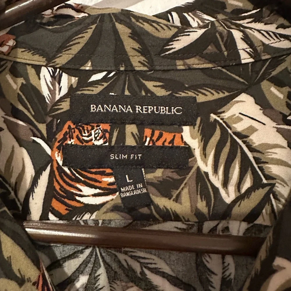 Banana Republic used good